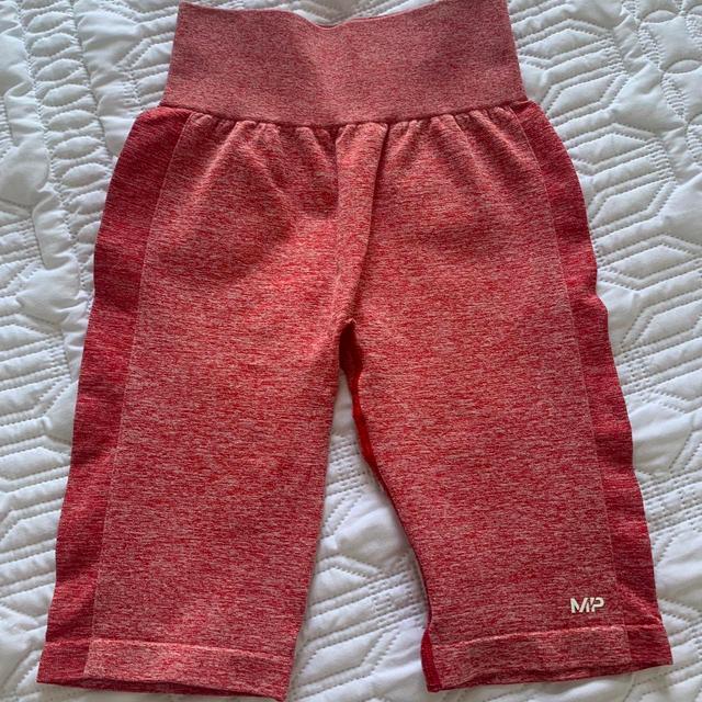 MyProtein Women's Shorts - Red - XS on Productcaster.