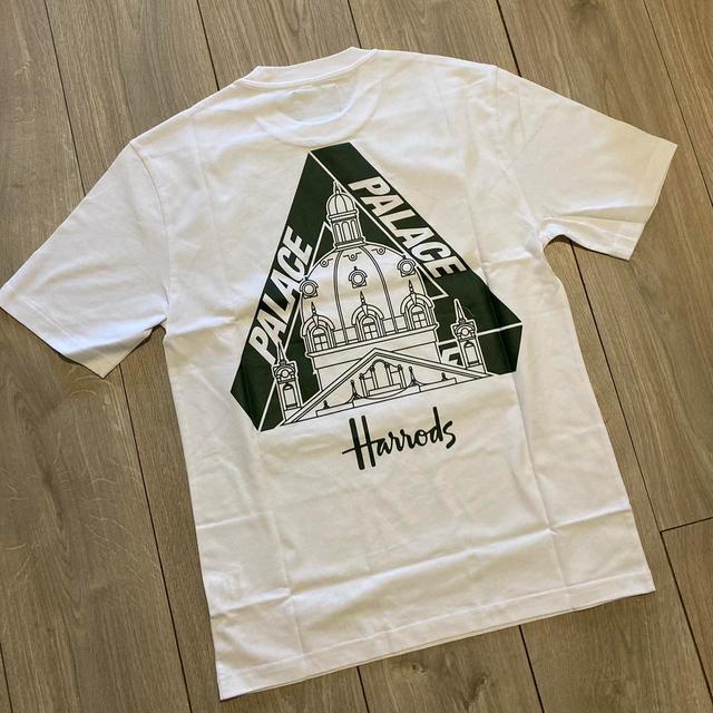 Palace Men's T-shirt - White - M on Productcaster.