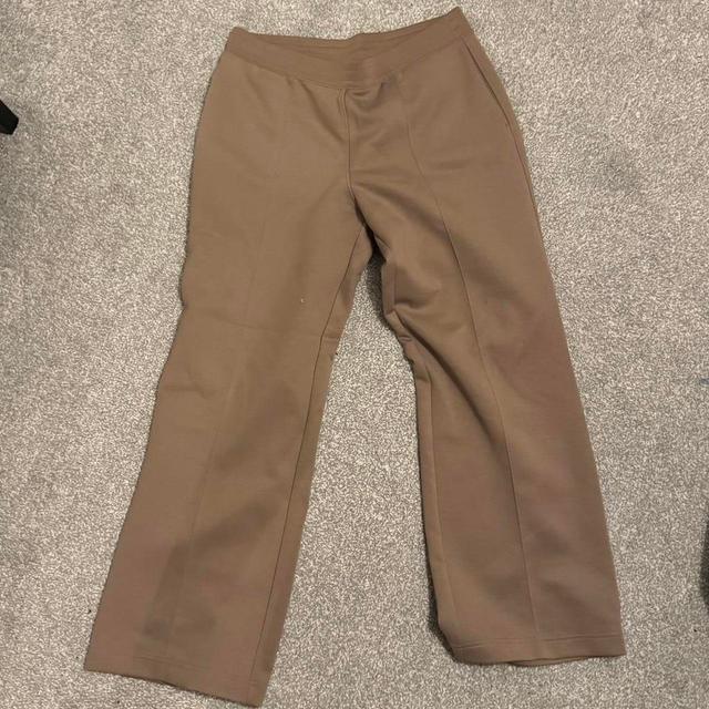 UNIQLO Women's Sweatpants - Brown - M on Productcaster.