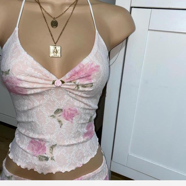 Women's Crop top - Pink/White - M on Productcaster.