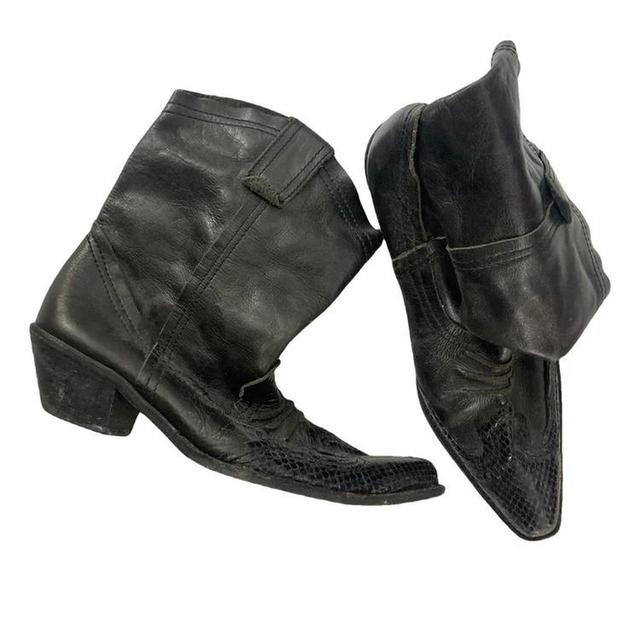 Comme des Garçons Men's Mid calf Boots - Black - UK 6 on Productcaster.