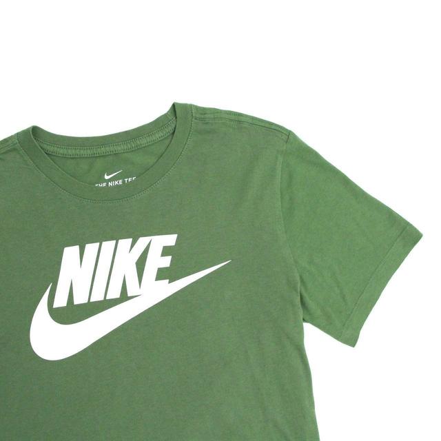 Nike Men's T-shirt - Green - S on Productcaster.