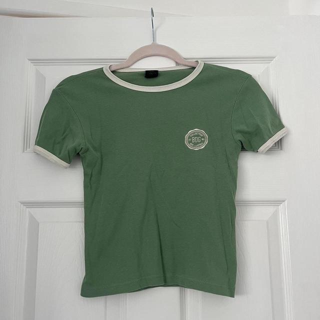 Urban Outfitters Women's T-shirt - Green/White - S on Productcaster.