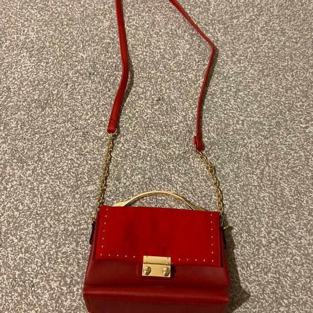 New Look Women's Crossbody bags - Red on Productcaster.