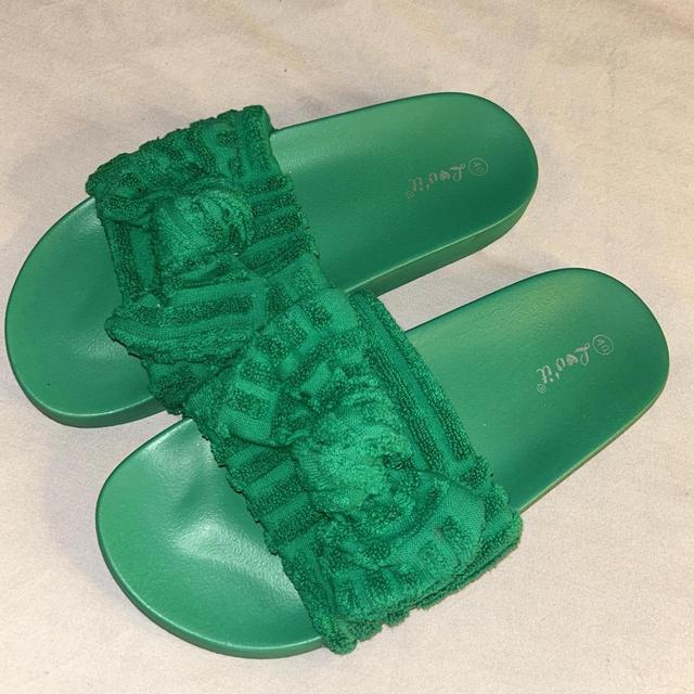 Women's Slides - Green - UK 7 on Productcaster.