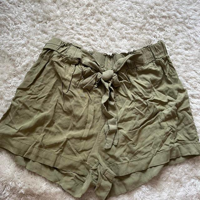 Primark Women's Shorts - Green - UK 10 on Productcaster.