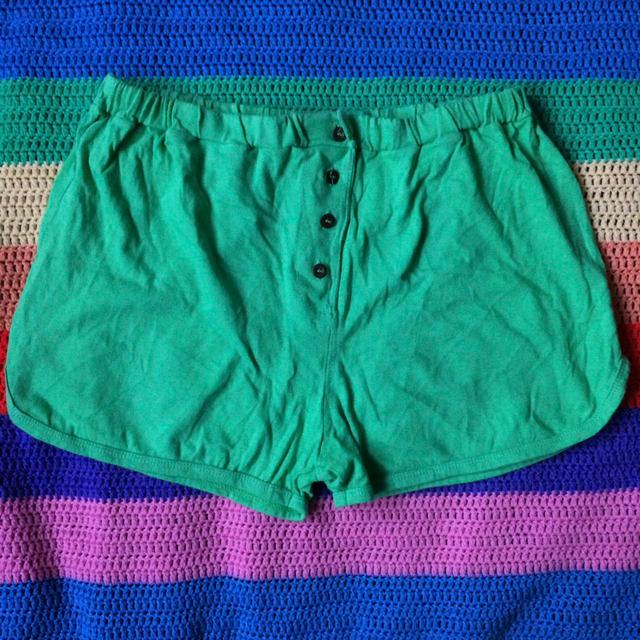 Preloved Women's Shorts - Green - M on Productcaster.