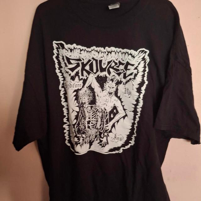 Gildan Men's T-shirt - Black - XL on Productcaster.