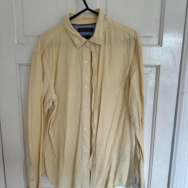 Banana Republic Men's Shirt - Yellow/Cream - M on Productcaster.