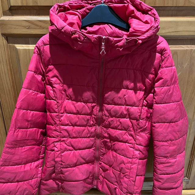 ONLY Women's Puffer Jacket - Red - S on Productcaster.