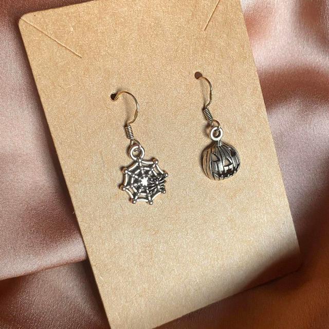 Women's Earrings - Silver on Productcaster.