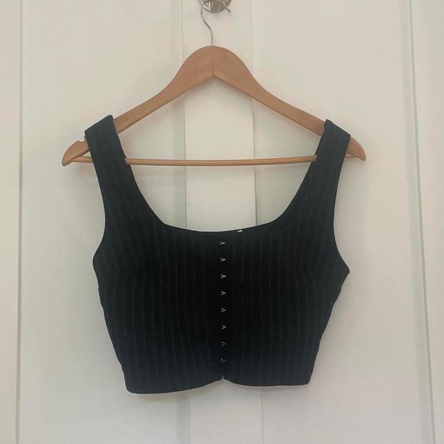 Brandy Melville Women's Crop top - Black - 8 on Productcaster.