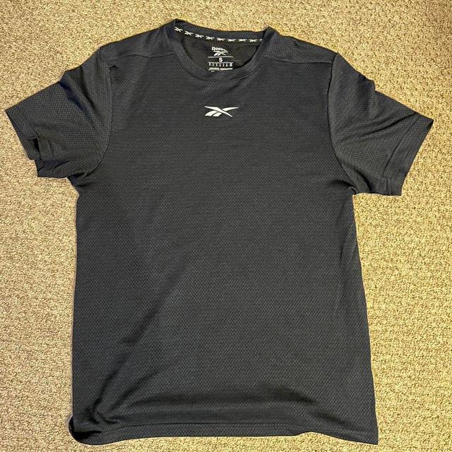 Reebok Men's T-shirt - Black/Navy - S on Productcaster.