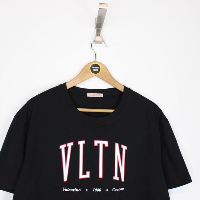 Valentino Men's T-shirt - Black - XXL on Productcaster.