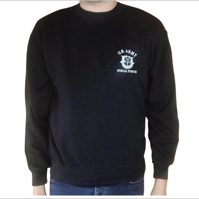 Vintage Men's Sweatshirt - Black - M on Productcaster.