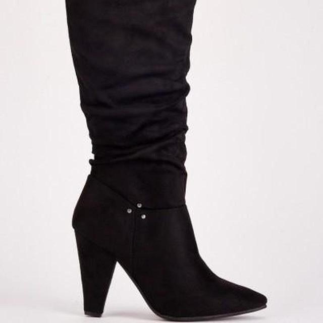 Women's Knee high Boots - Black - UK 5 on Productcaster.