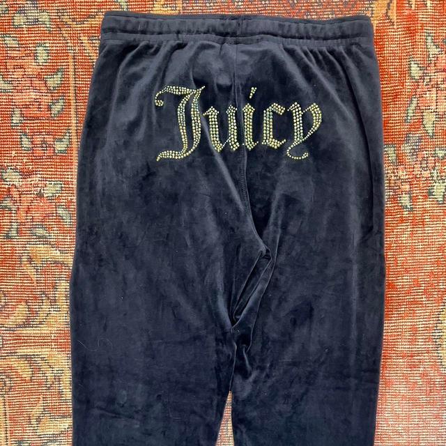 Juicy Couture Women's Sweatpants - Navy - M on Productcaster.