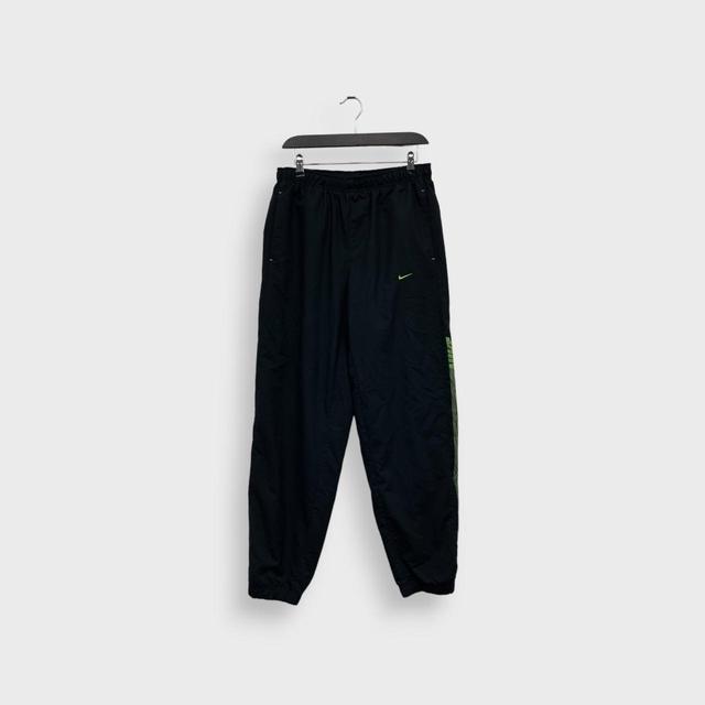 Nike Men's Sweatpants - Black - M on Productcaster.