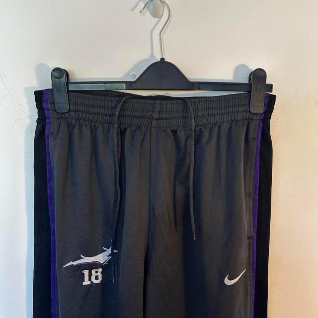 Nike Men's Sweatpants - Black/Purple - XL on Productcaster.