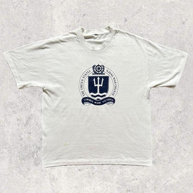 Vintage Men's T-shirt - White/Navy - L on Productcaster.