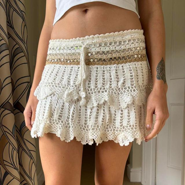 New Look Women's Mini Skirt - White/Tan - UK 10 on Productcaster.