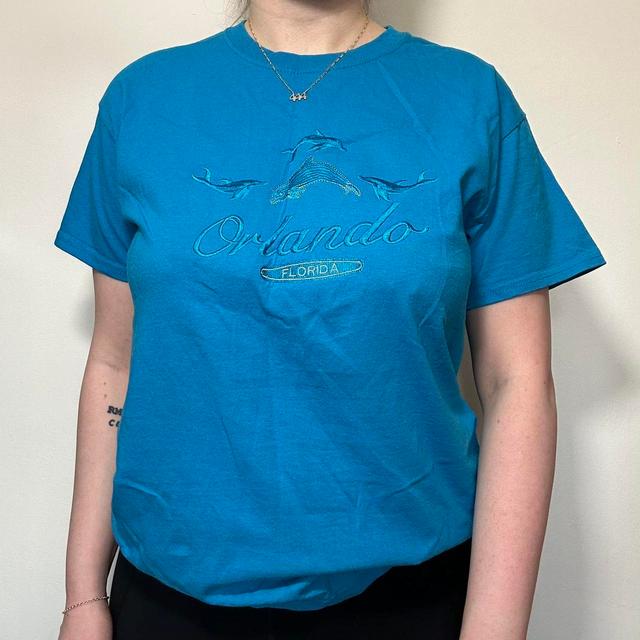 Gildan Women's T-shirt - Blue - M on Productcaster.