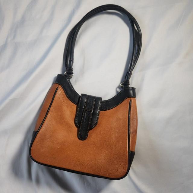 Vintage Women's Shoulder bags - Orange on Productcaster.