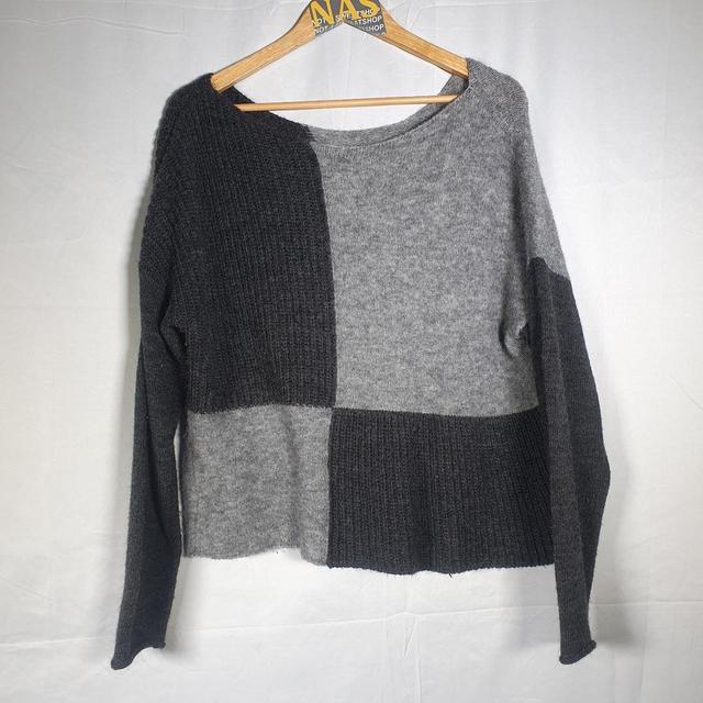 Preloved Women's Jumper - Grey/Black - 10 on Productcaster.