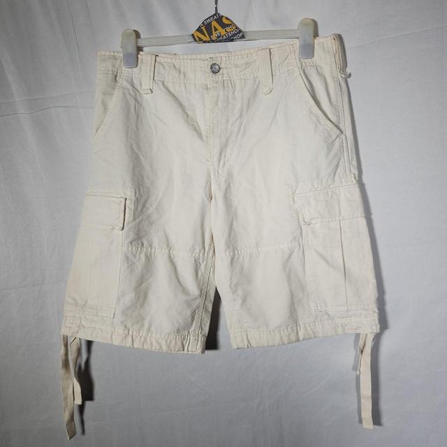 Gaudì Men's Shorts - Cream - XL on Productcaster.