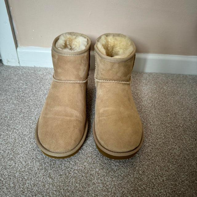 UGG Women's Boots - Tan/Cream - UK 6 on Productcaster.