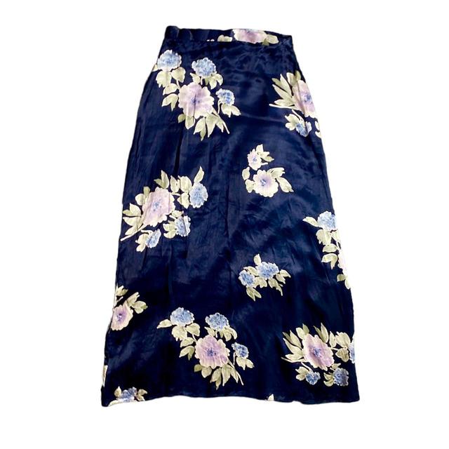 Vintage Women's Polyester Skirt - Navy - 24" on Productcaster.