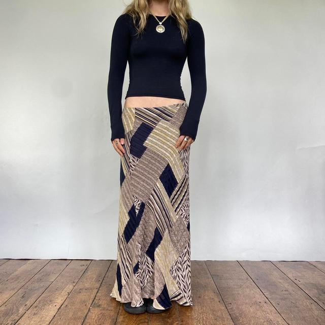 Northern Reflections Women's Maxi Skirt - Tan/Brown - L on Productcaster.