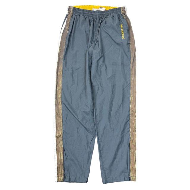 New Balance Men's Sweatpants - Grey - L on Productcaster.