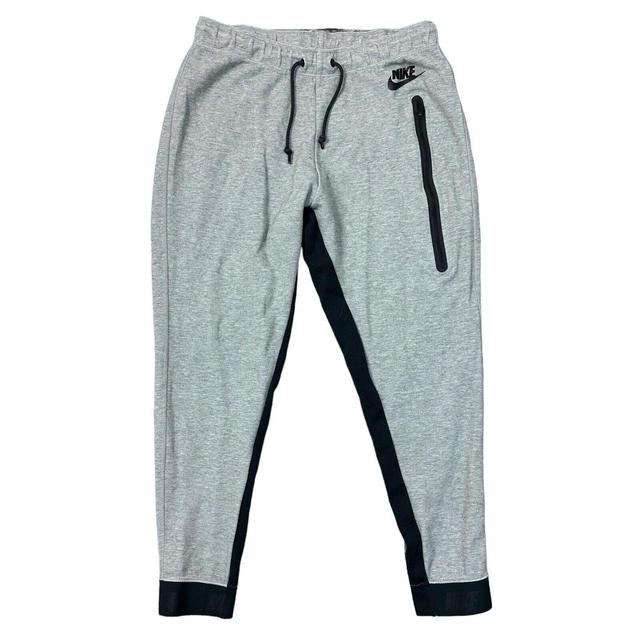 Nike Women's Trousers - Grey - M on Productcaster.