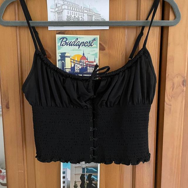 Urban Outfitters Women's Crop top - Black - S on Productcaster.