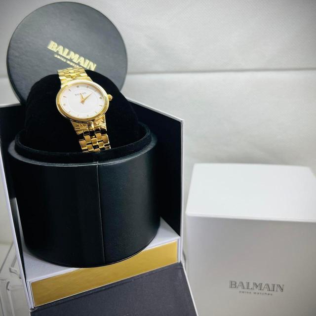 Balmain Women's Analogue Watch - Gold on Productcaster.