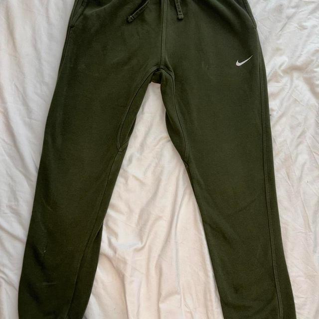 Nike Men's Sweatpants - Green - L on Productcaster.