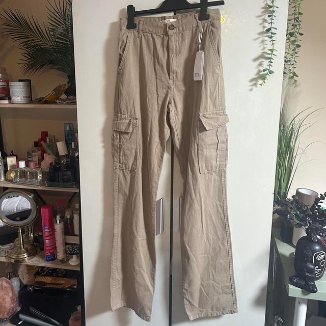 Stradivarius Women's High waisted Cargo Trousers - Tan - UK 8 on Productcaster.