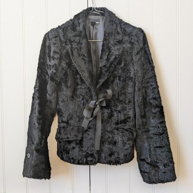 H&M Women's Blazer Jacket - Black - UK 6 on Productcaster.