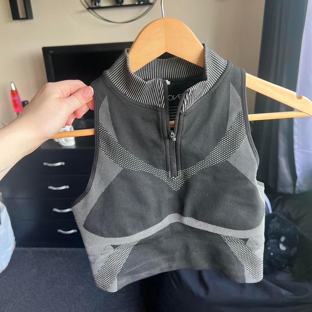 H&M Women's Crop top - Black/Grey - S on Productcaster.