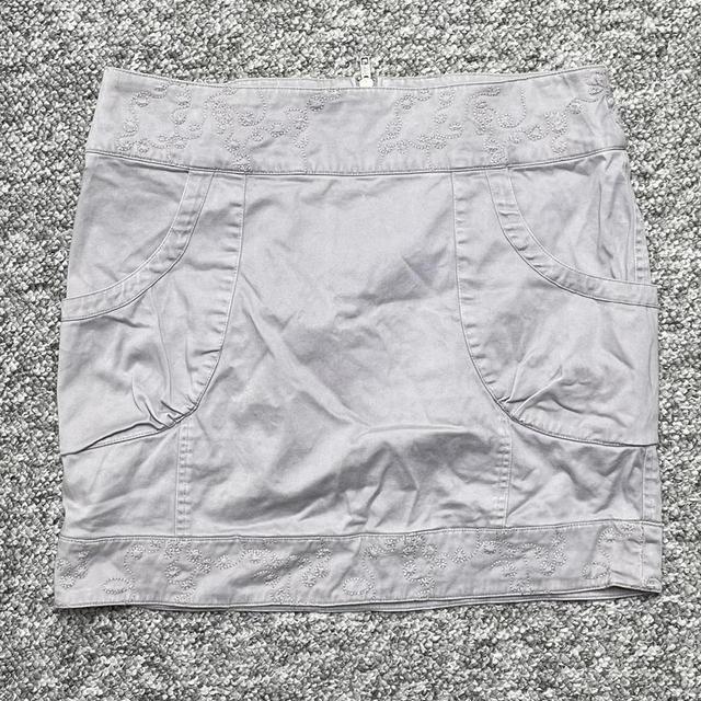 Women's Skirt - Grey/Cream - 38" on Productcaster.