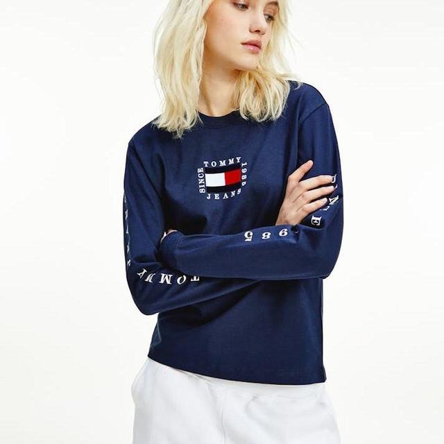 Tommy Hilfiger Women's Sweatshirt - Navy/Blue - XS on Productcaster.