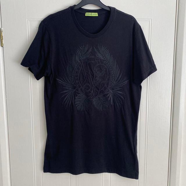 Versace Men's T-shirt - Black - S on Productcaster.