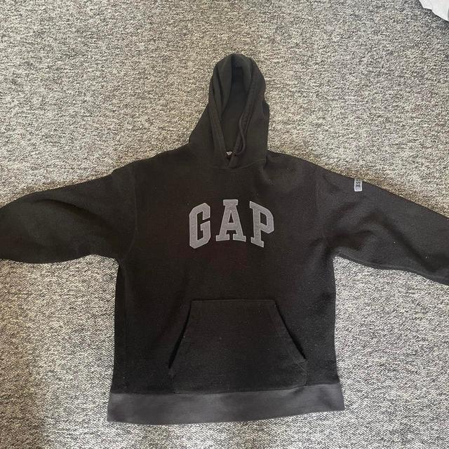 Gap Men's Hoodie - Black - S on Productcaster.