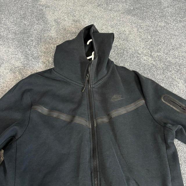 Nike Men's Hoodie - Black - L on Productcaster.