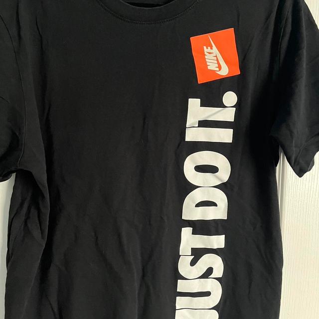 Nike Men's T-shirt - Black - L on Productcaster.