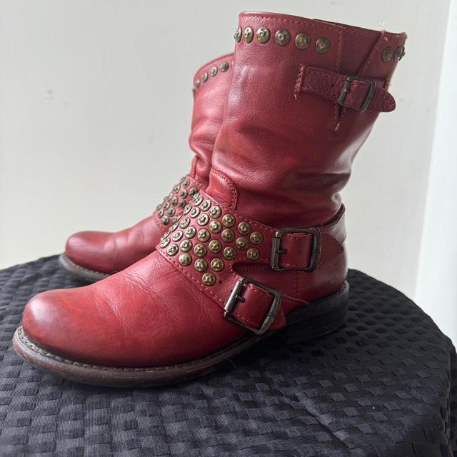 Frye Women's Biker Boots - Red/Burgundy - UK 3 on Productcaster.