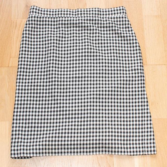 Preloved Women's Mini Skirt - Black/White - One size on Productcaster.