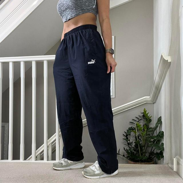 Puma Women's Sweatpants - Navy - M on Productcaster.