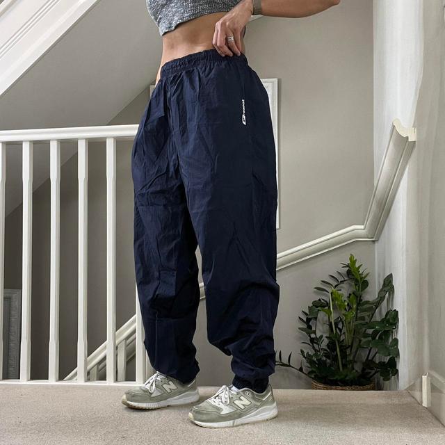 Reebok Women's Sweatpants - Navy - L on Productcaster.